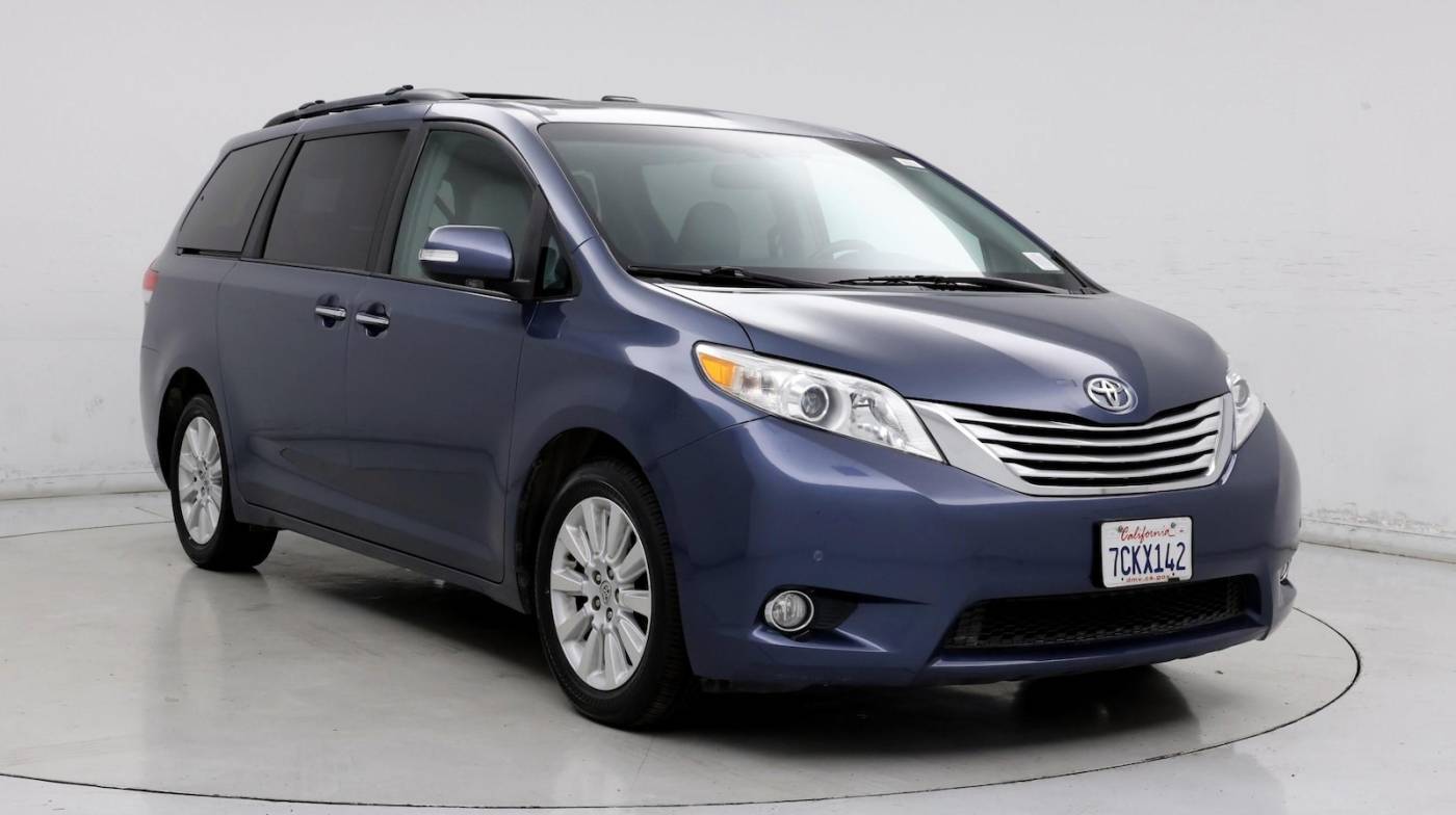 2013 Toyota Sienna Limited — Minivan — 117,750 mi — Colma, CA
