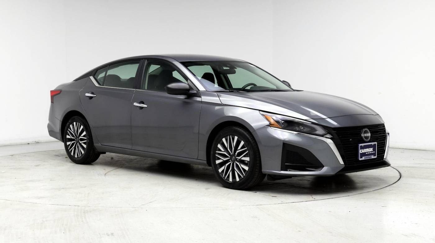 2024 Nissan Altima SV — Sedan — 16,264 mi — Renton, WA