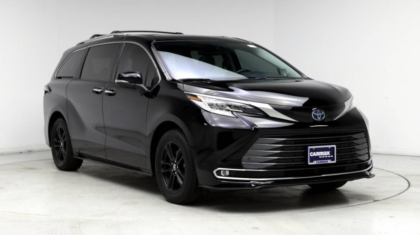 2022 Toyota Sienna Limited — Minivan — 40,490 mi — Renton, WA