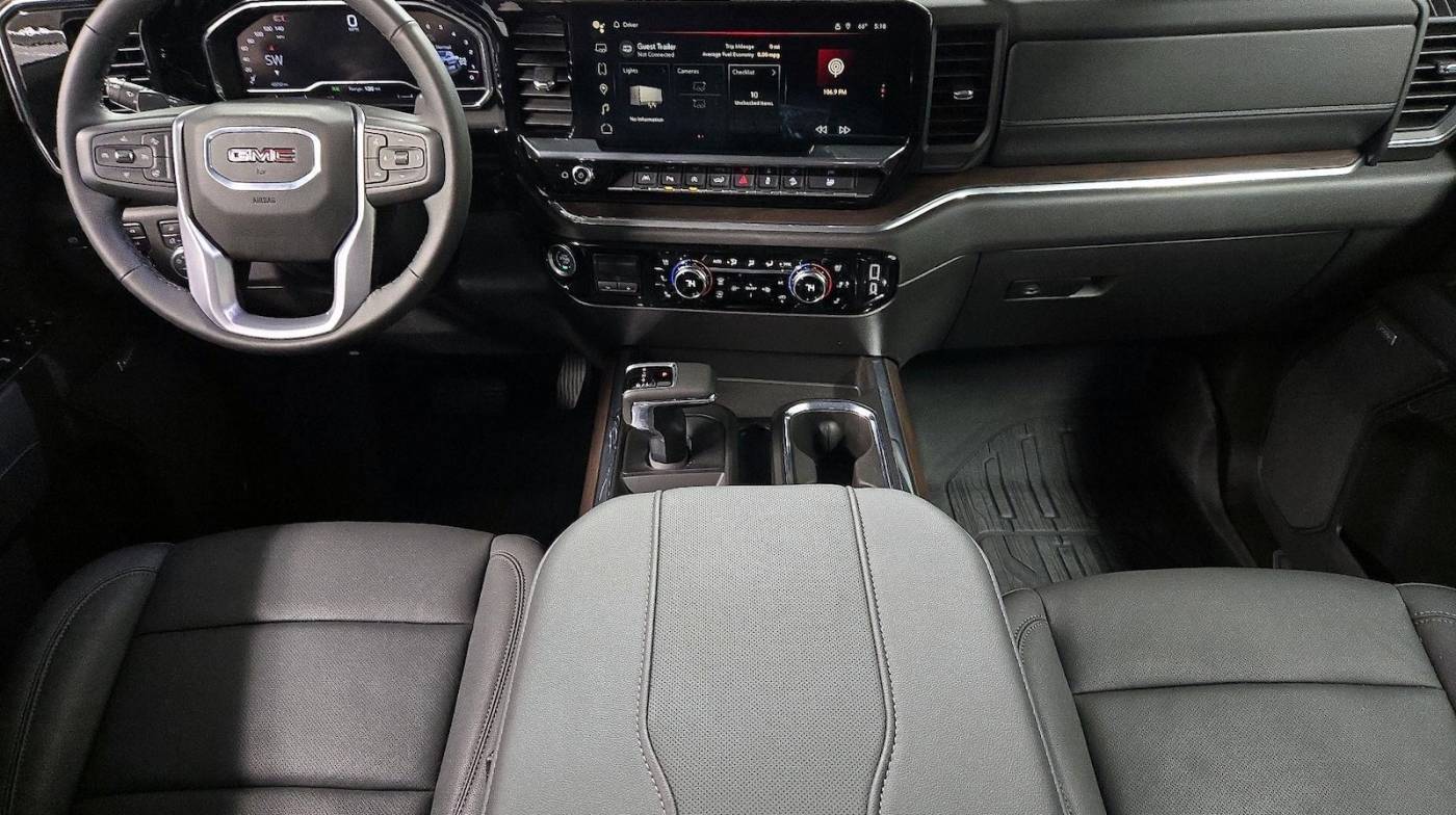 2024 GMC Sierra 1500 SLT — Pickup Truck — 4,958 mi — Renton, WA