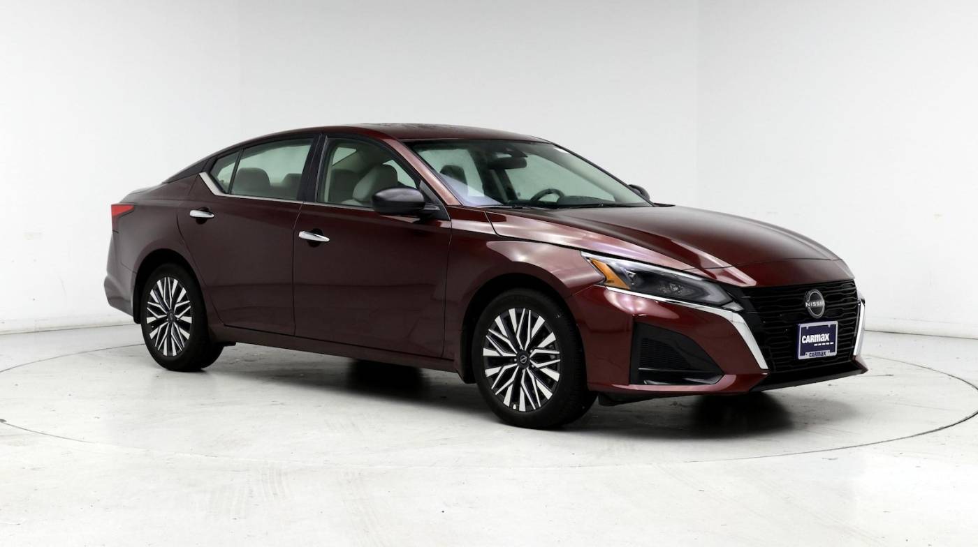 2024 Nissan Altima SV — Sedan — 14,599 mi — Renton, WA