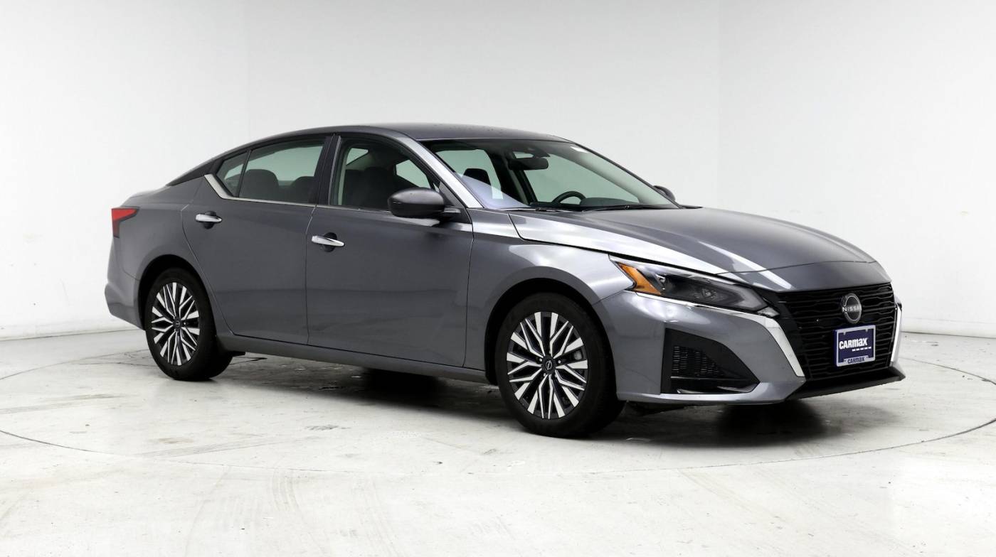 2024 Nissan Altima SV — Sedan — 17,678 mi — Renton, WA