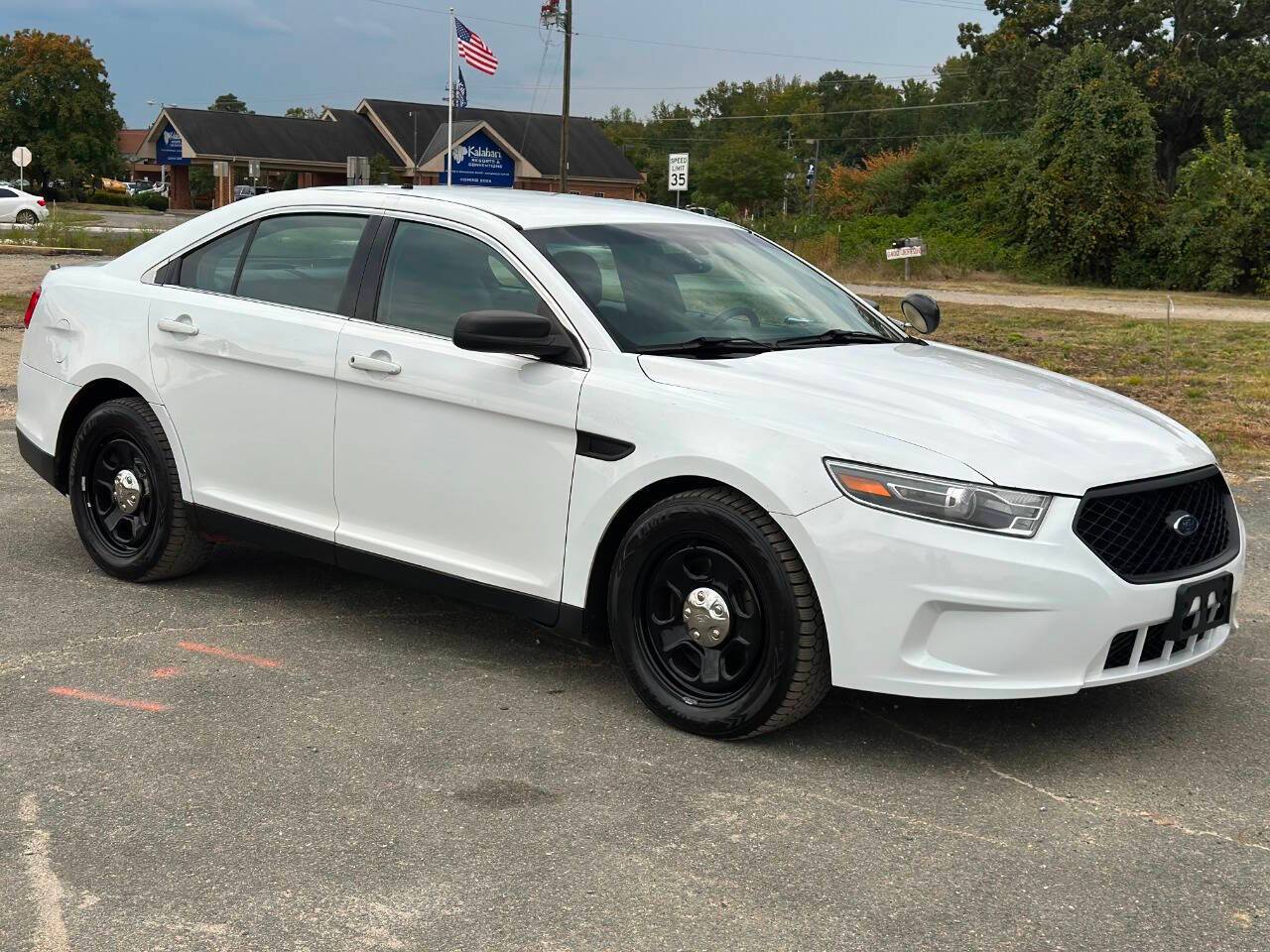 2017 Ford Police Interceptor Sedan Base — Sedan — 121,521 mi — Spotsylvania, VA