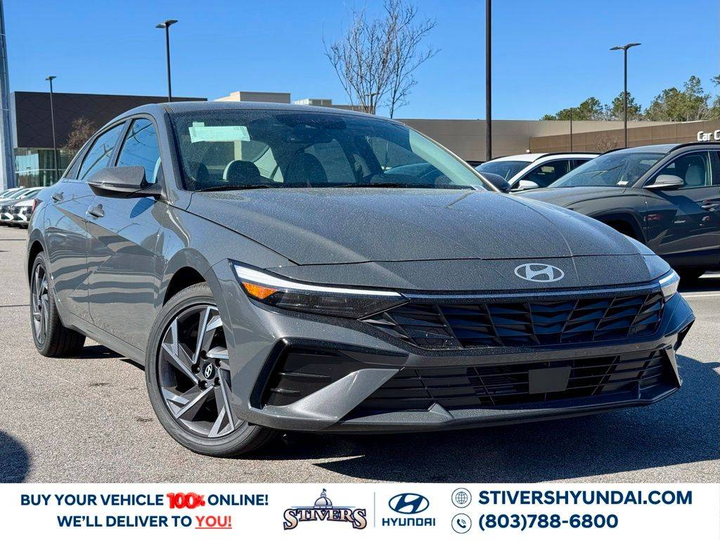 2025 Hyundai Elantra Limited — Sedan — 4,125 mi — Columbia, SC