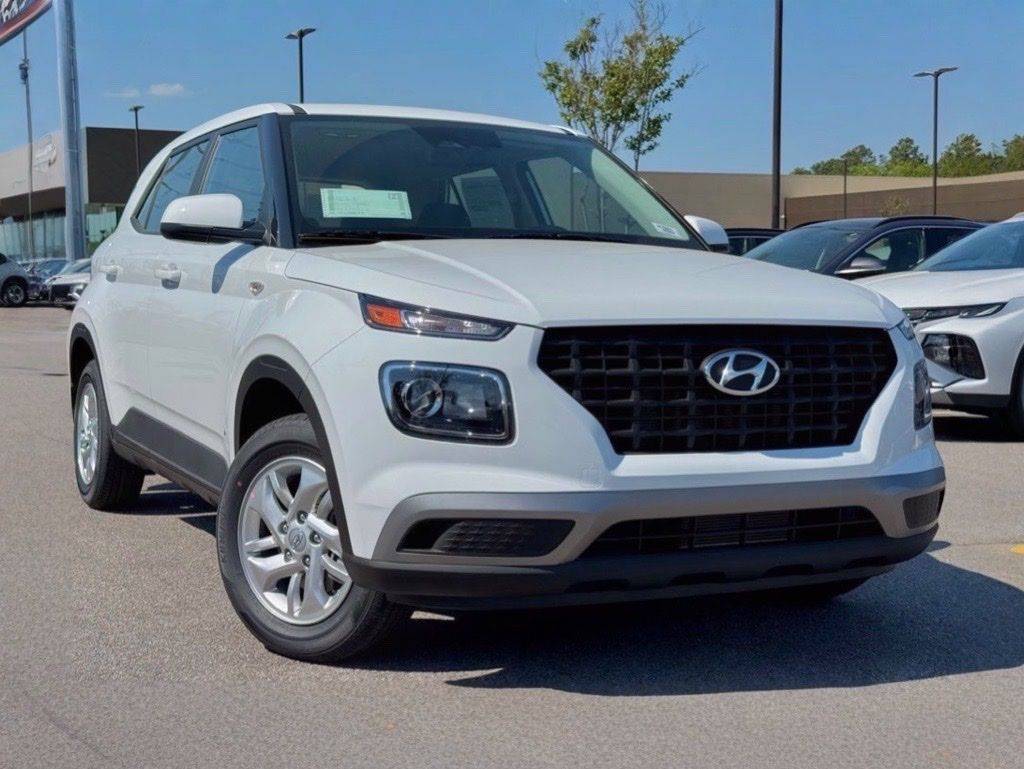 2025 Hyundai Venue SE — SUV — 14 mi — Columbia, SC