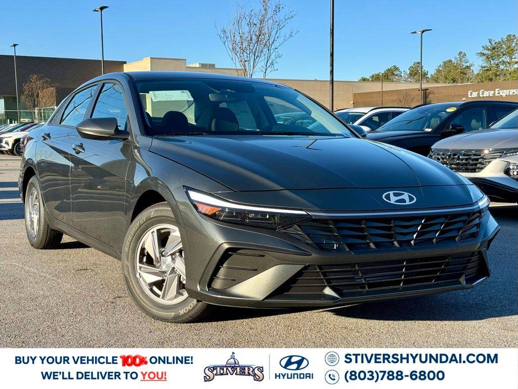2025 Hyundai Elantra SE — Sedan — 4,677 mi — Columbia, SC