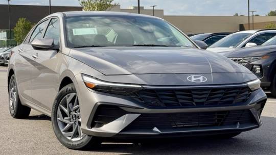 2024 Hyundai Elantra SEL — Sedan — 7,655 mi — Columbia, SC