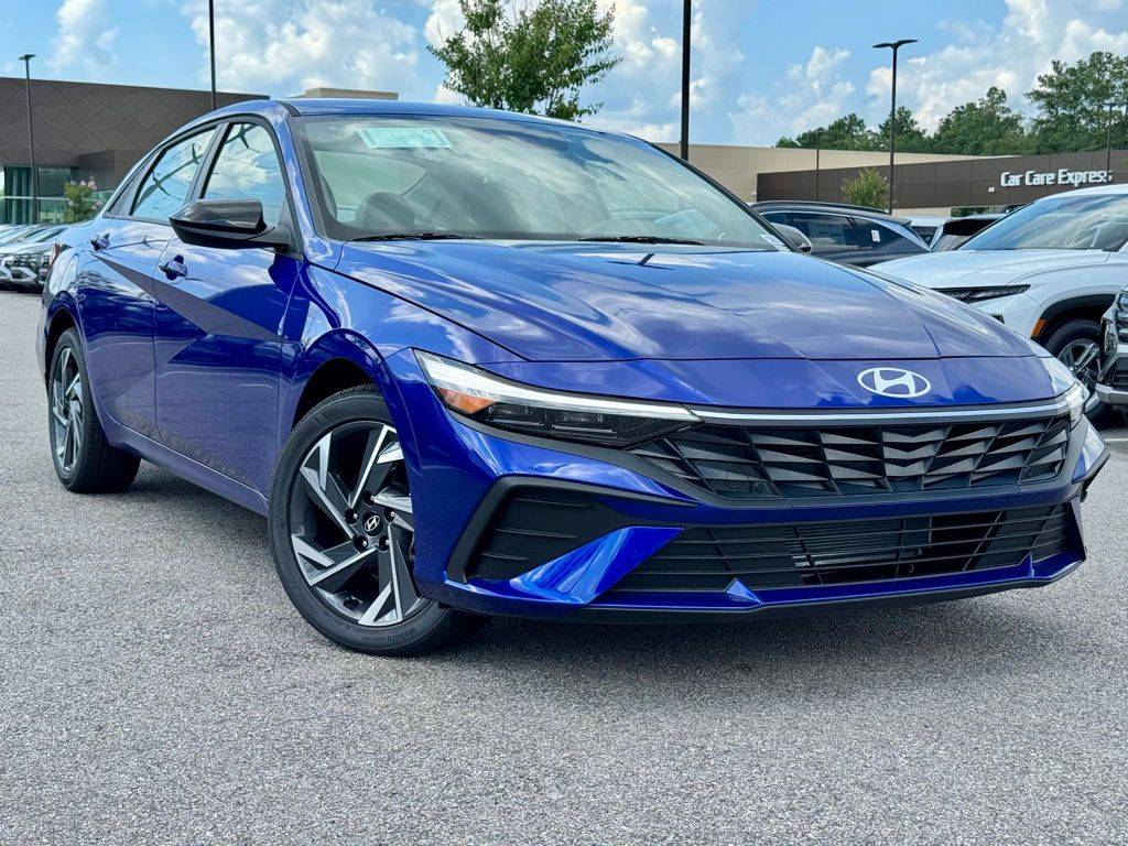 2025 Hyundai Elantra SEL Sport — Sedan — 15 mi — Columbia, SC