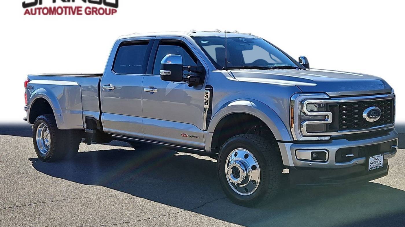 2024 Ford F-450 Super Duty Platinum