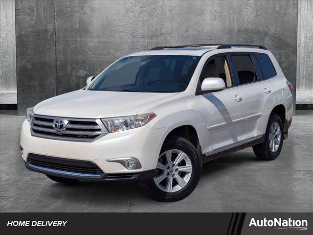 2013 Toyota Highlander SE V6 — SUV — 140,100 mi — Phoenix, AZ