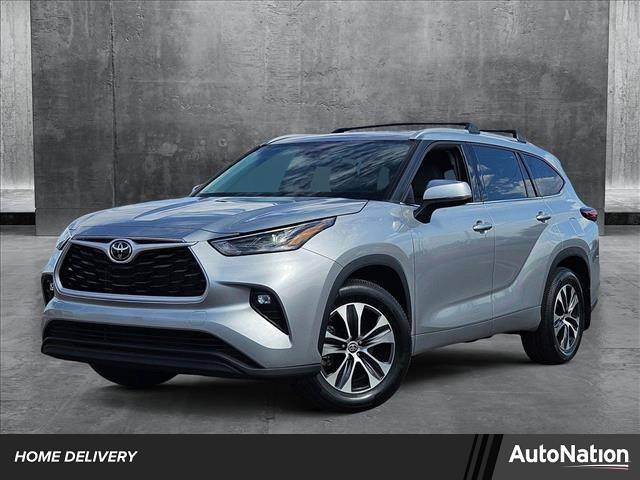 2022 Toyota Highlander XLE — SUV — 26,014 mi — Phoenix, AZ