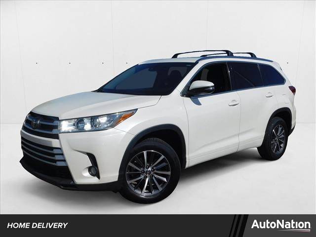 2017 Toyota Highlander XLE — SUV — 146,011 mi — Phoenix, AZ