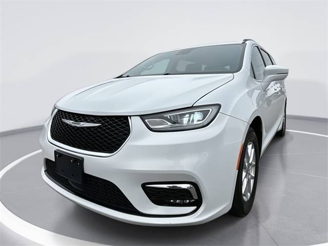 2022 Chrysler Pacifica Touring L — Minivan — 65,871 mi — Hillsborough, NC