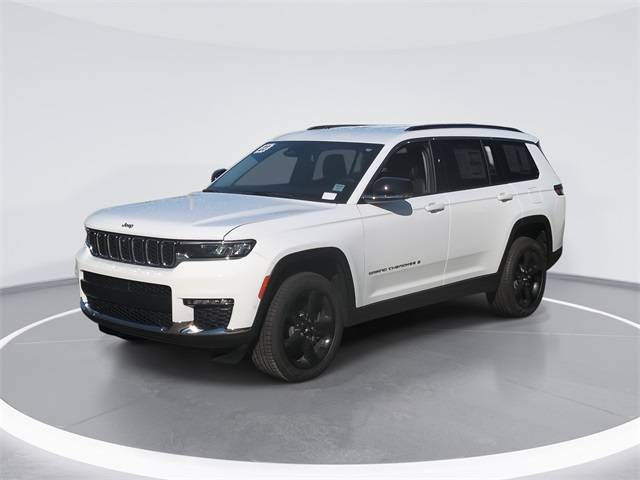2023 Jeep Grand Cherokee Limited — SUV — 4,252 mi — Hillsborough, NC