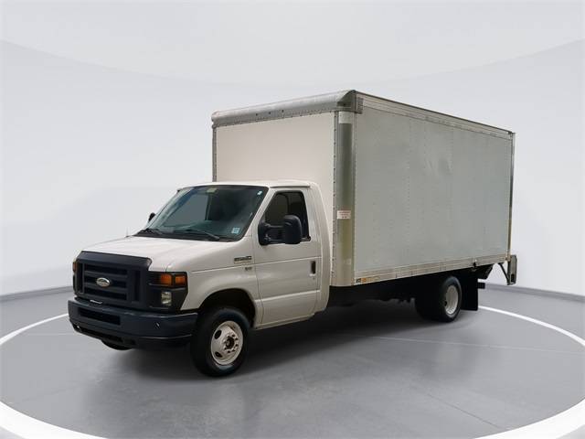 2016 Ford Econoline Commercial Cutaway E-350 — Chassis Cab Truck — 82,247 mi — Hillsborough, NC
