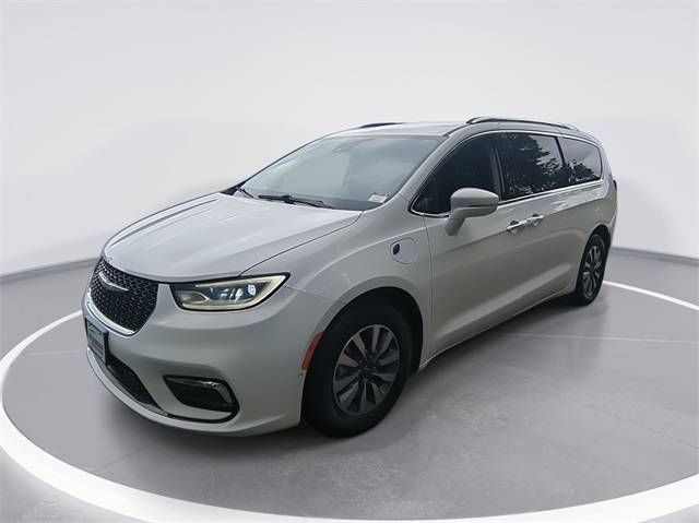 2021 Chrysler Pacifica Hybrid Touring L — Minivan — 74,209 mi — Hillsborough, NC