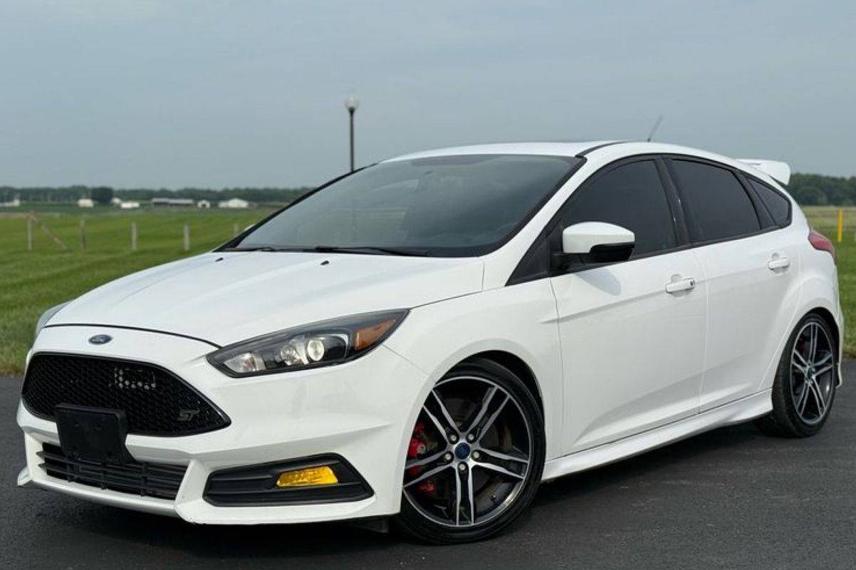 2016 Ford Focus ST — Hatchback — 69,129 mi — South Bloomfield, OH