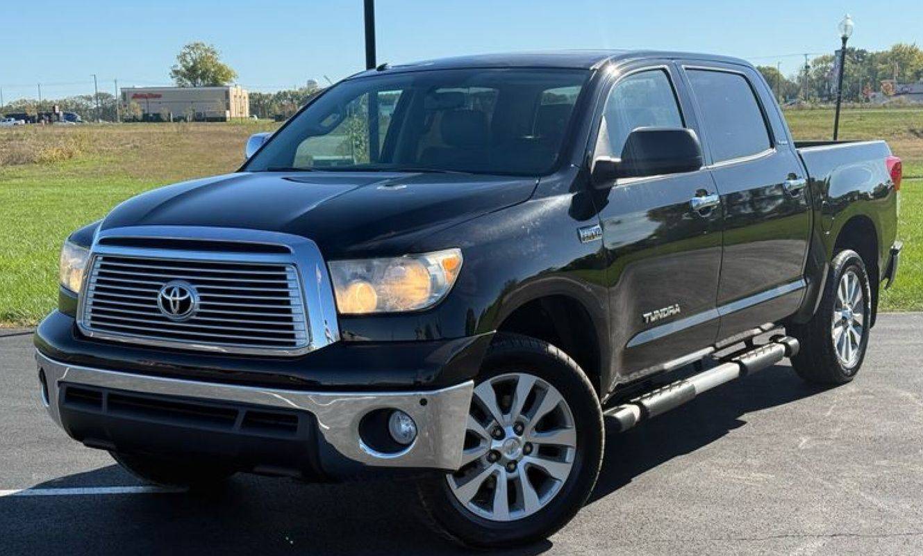 2013 Toyota Tundra Platinum — Pickup Truck — 107,524 mi — South Bloomfield, OH