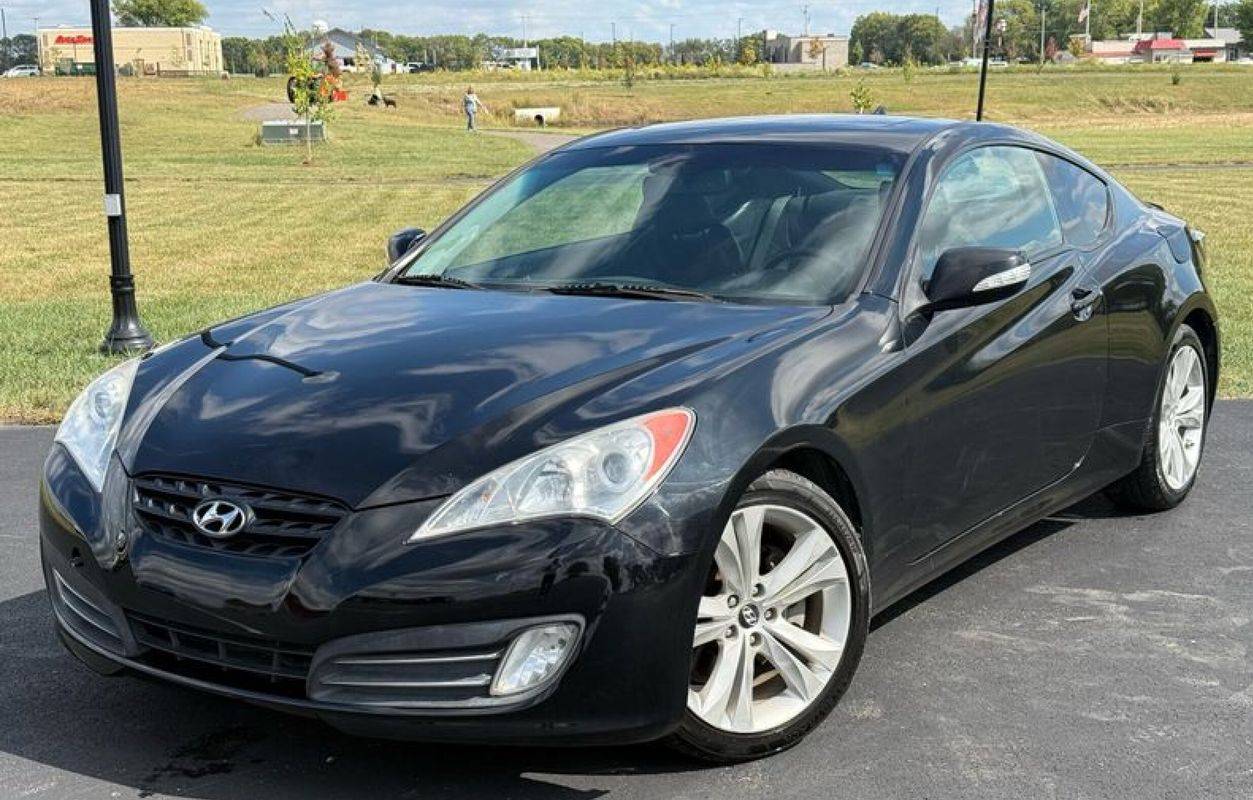 2012 Hyundai Genesis Coupe 3.8 Grand Touring — Coupe — 104,480 mi — South Bloomfield, OH