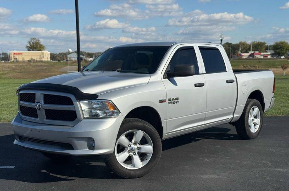 2014 Ram 1500 Express — Pickup Truck — 166,000 mi — South Bloomfield, OH