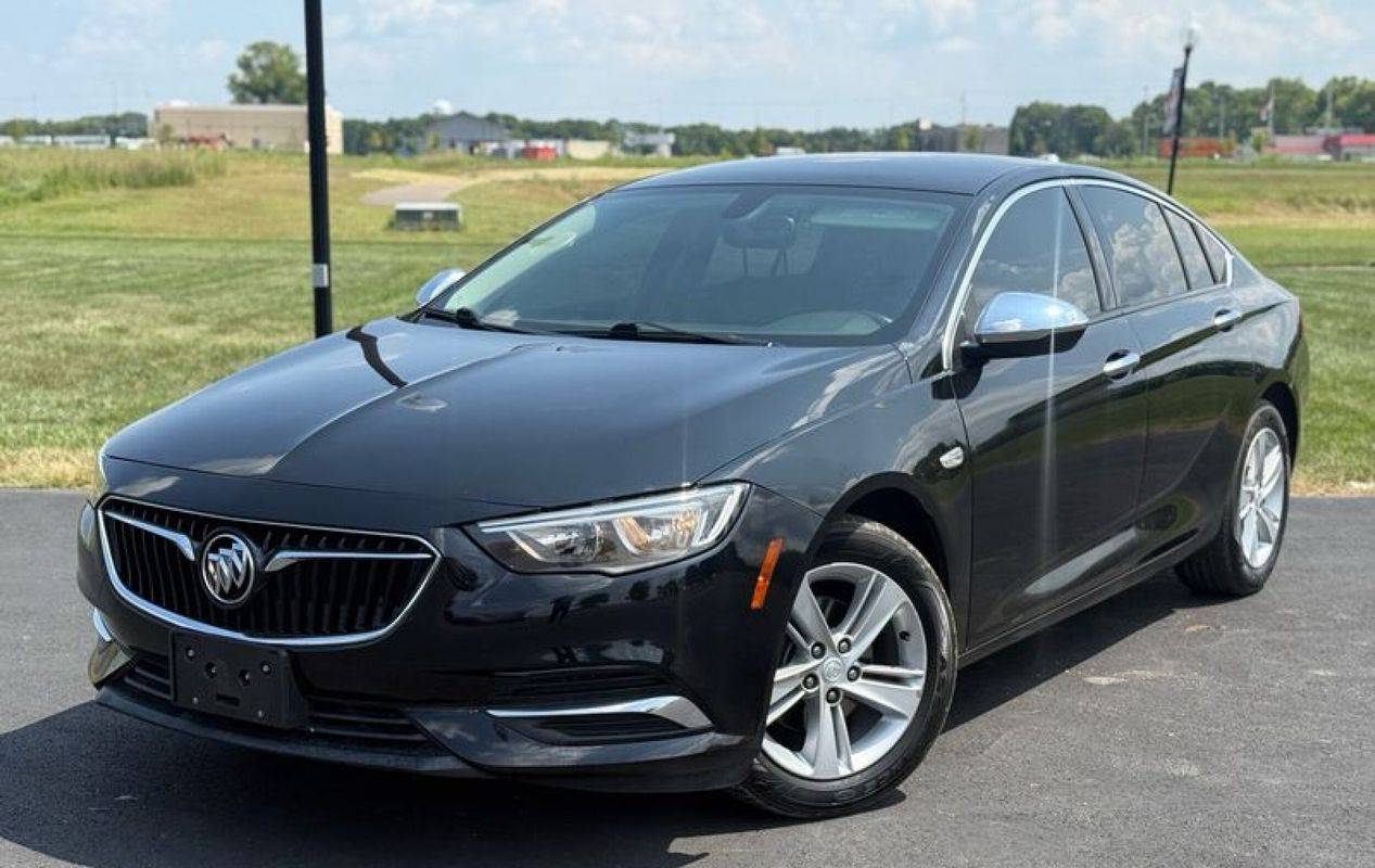2019 Buick Regal Sportback Preferred — Hatchback — 59,615 mi — South Bloomfield, OH