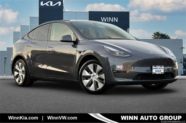 2023 Tesla Model Y Long Range — SUV — 11,650 mi — Newark, CA