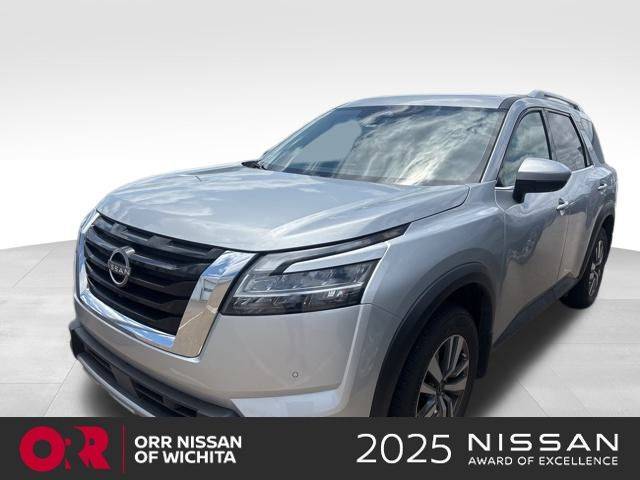 2022 Nissan Pathfinder SL — SUV — 33,441 mi — Wichita, KS