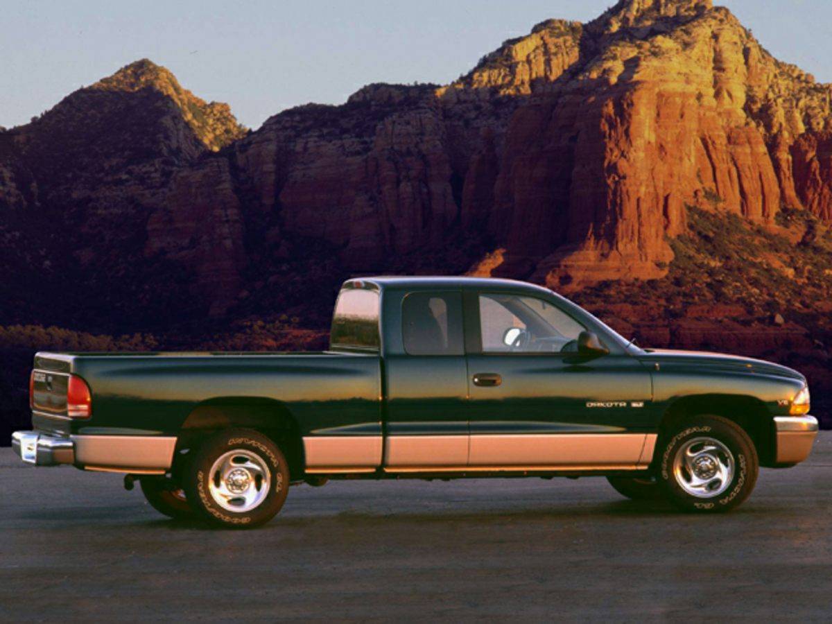 1999 Dodge Dakota SLT — Pickup Truck — 136,119 mi — Wichita, KS