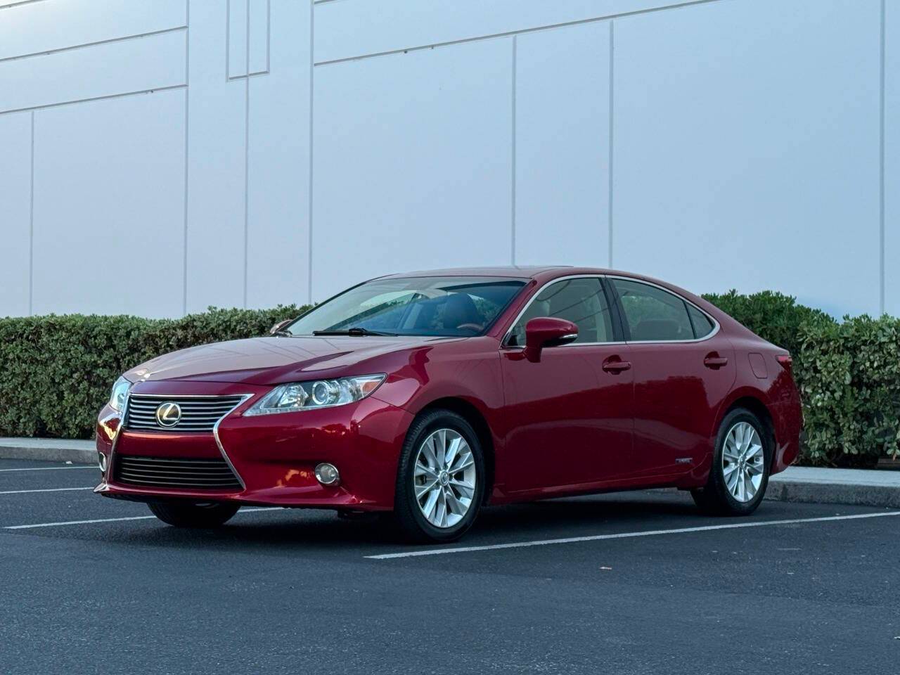 2013 Lexus ES ES 300h — Sedan — 105,363 mi — San Jose, CA