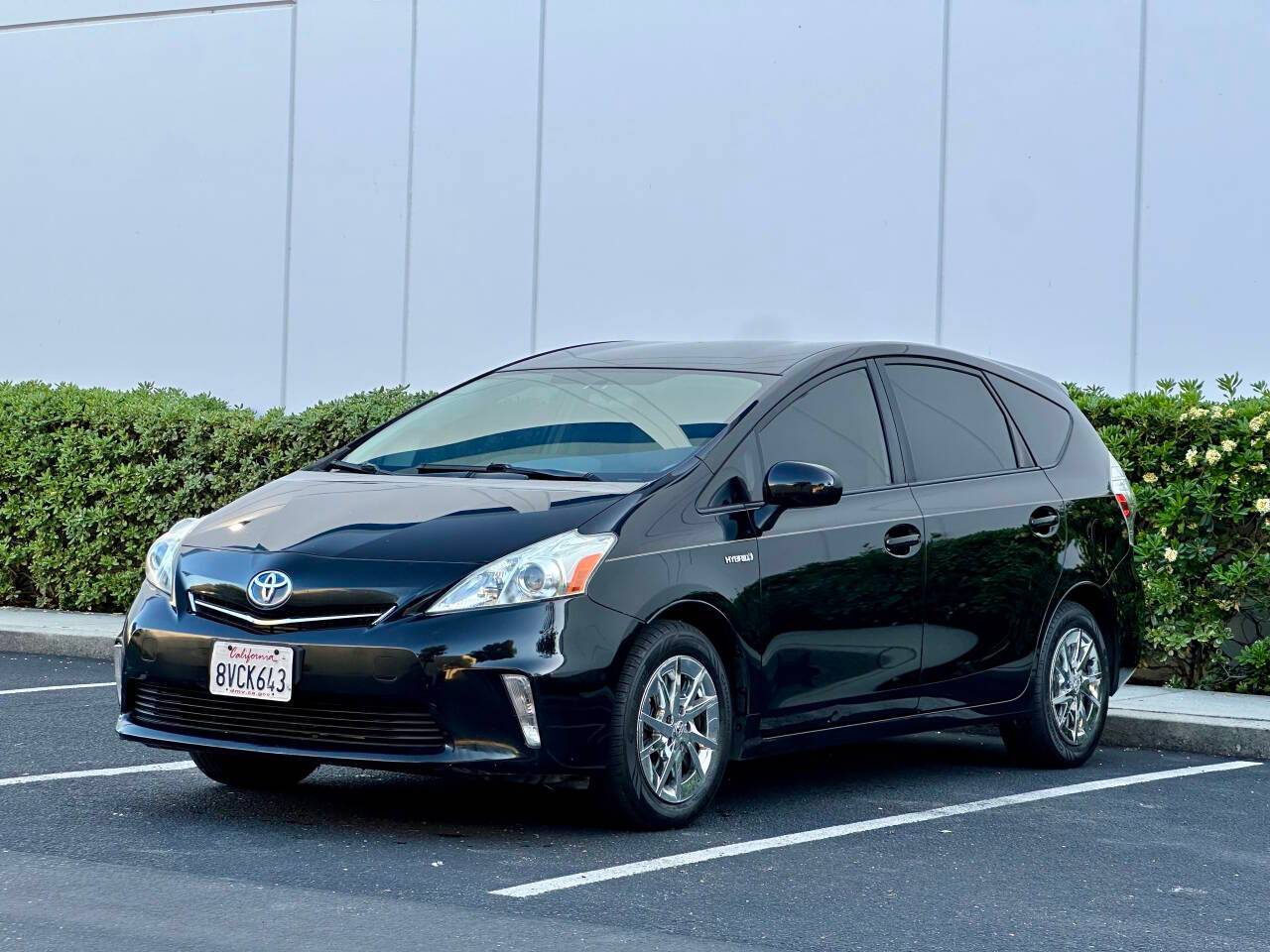 2013 Toyota Prius v Three — Wagon — 118,373 mi — San Jose, CA