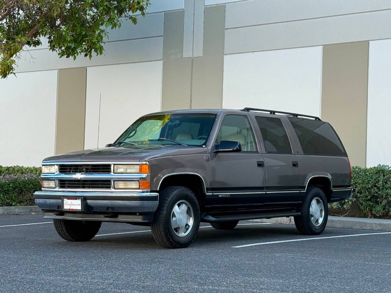 1997 Chevrolet Suburban Base — SUV — 131,625 mi — San Jose, CA