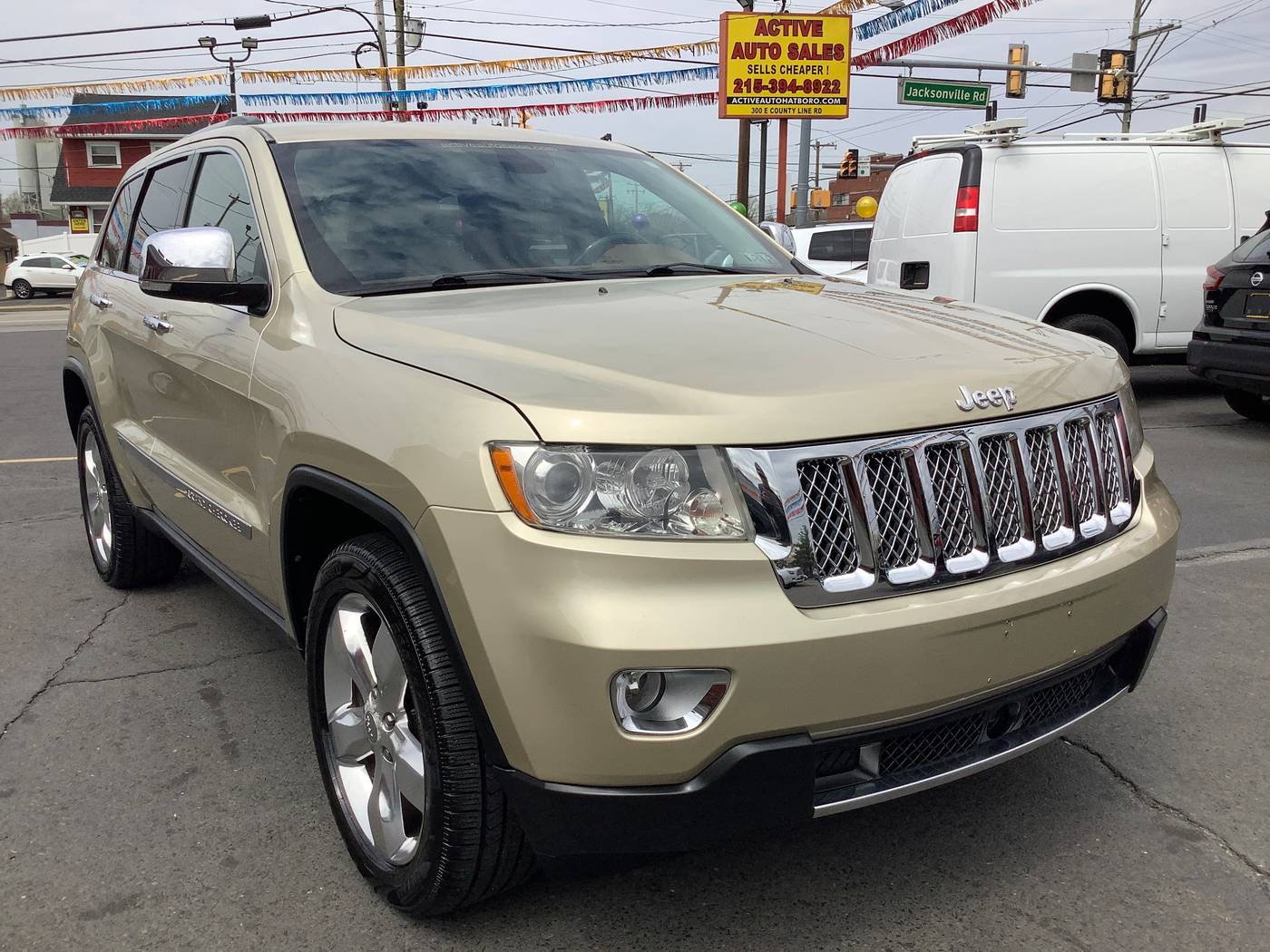 2012 Jeep Grand Cherokee Overland Summit — SUV — 106,299 mi — Hatboro, PA