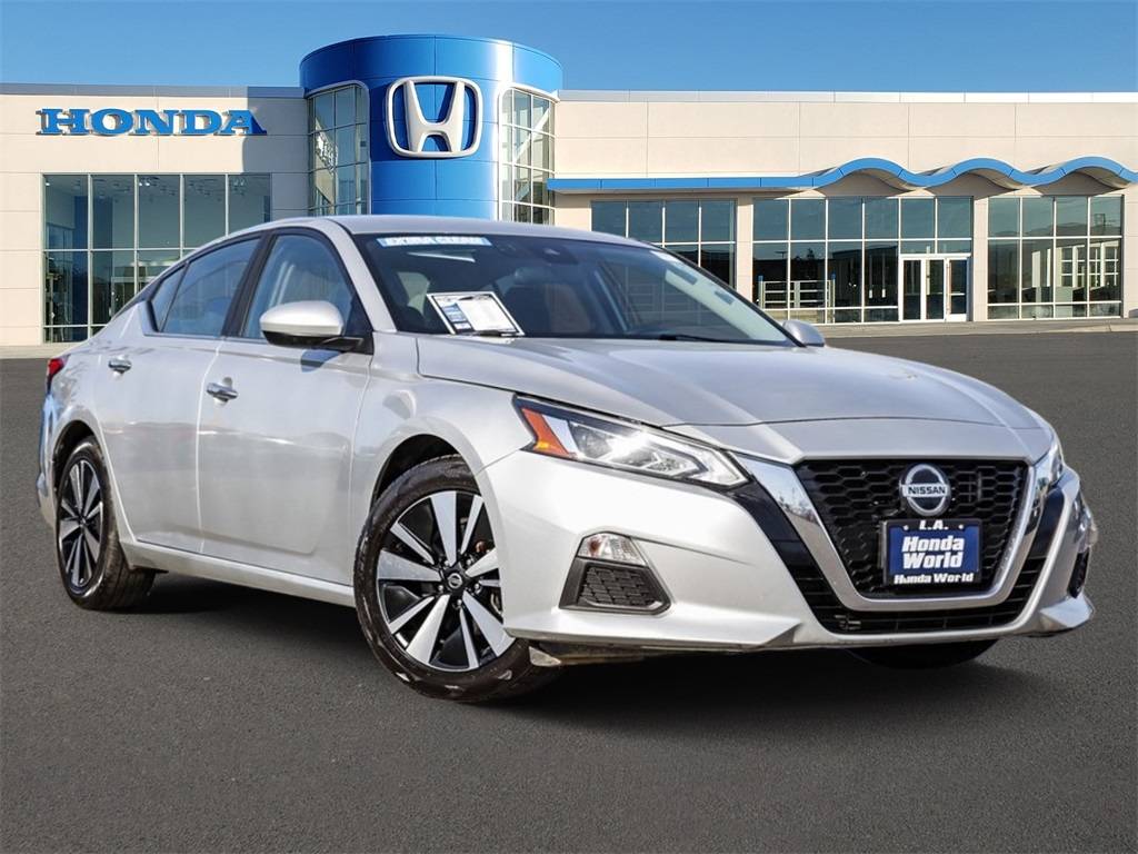 2022 Nissan Altima SV — Sedan — 63,988 mi — Downey, CA