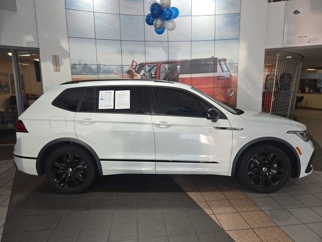 2022 Volkswagen Tiguan SE R-Line Black — SUV — 28,522 mi — Glendale, CA