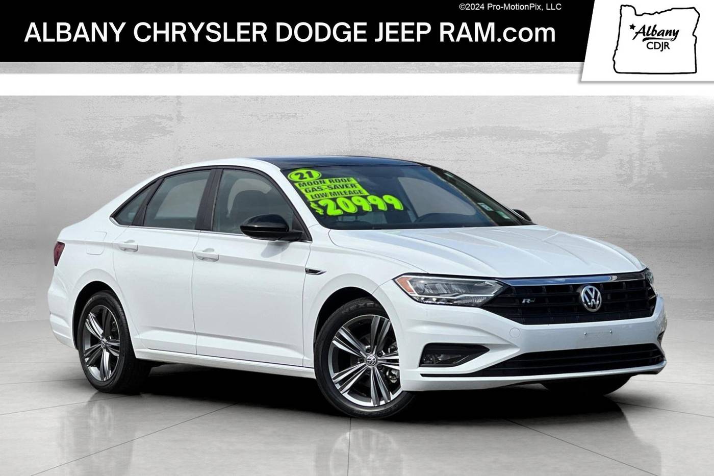 2021 Volkswagen Jetta R-Line — Sedan — 30,145 mi — Albany, OR