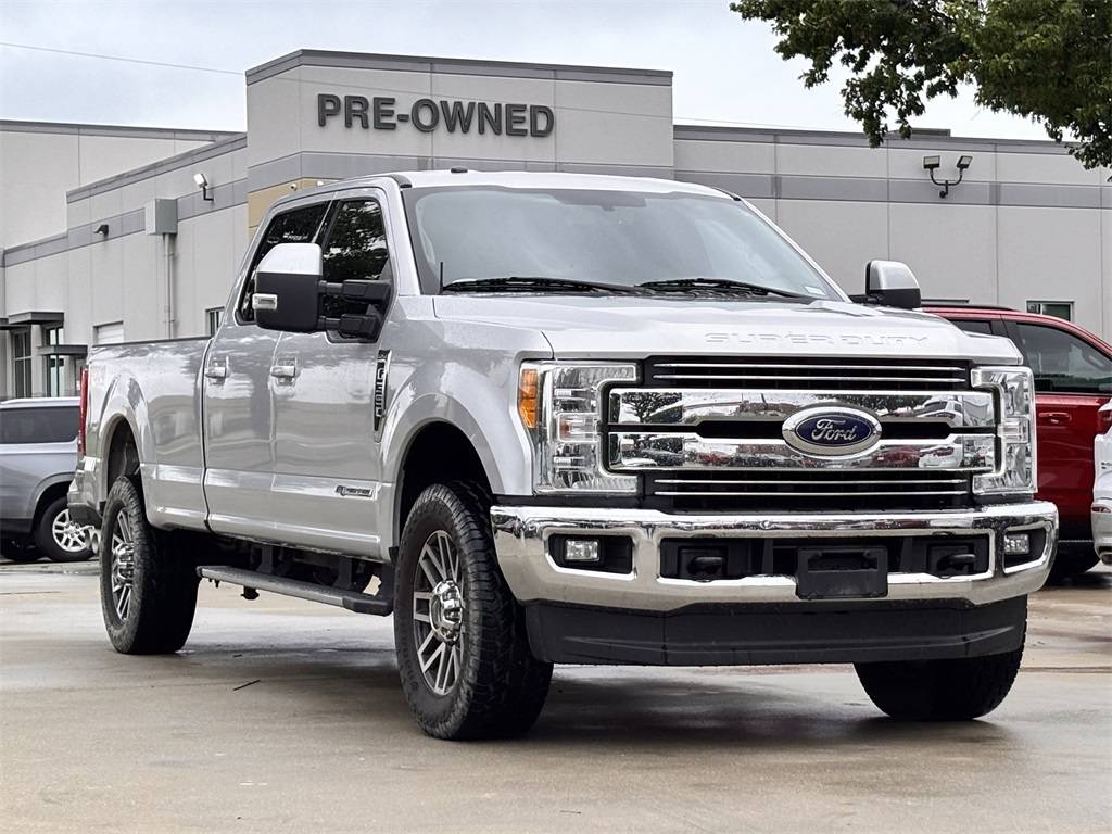 2017 Ford Super Duty F-350 Lariat — Pickup Truck — 145,046 mi — Arlington, TX
