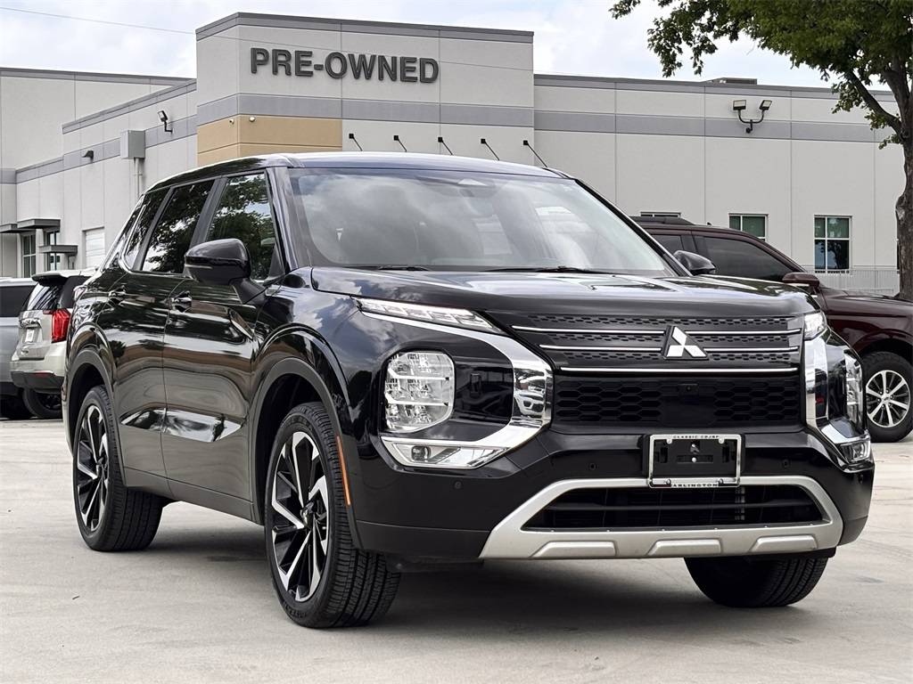 2024 Mitsubishi Outlander SE Black Edition — SUV — 35,326 mi — Arlington, TX