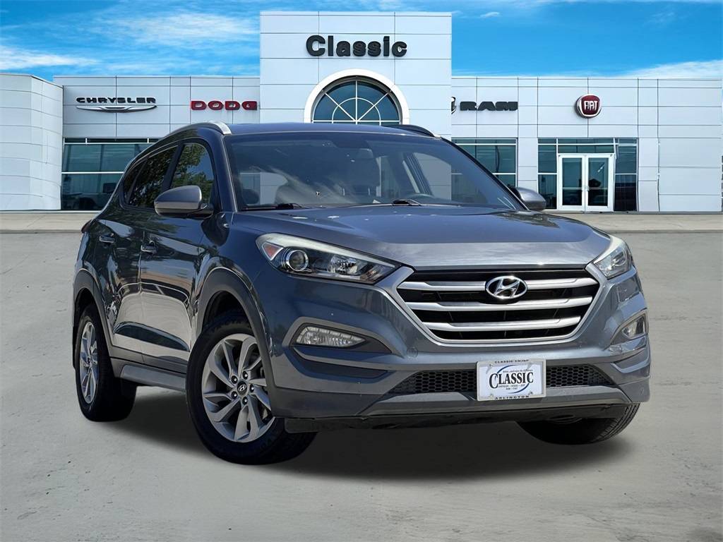 2017 Hyundai Tucson SE — SUV — 106,104 mi — Arlington, TX