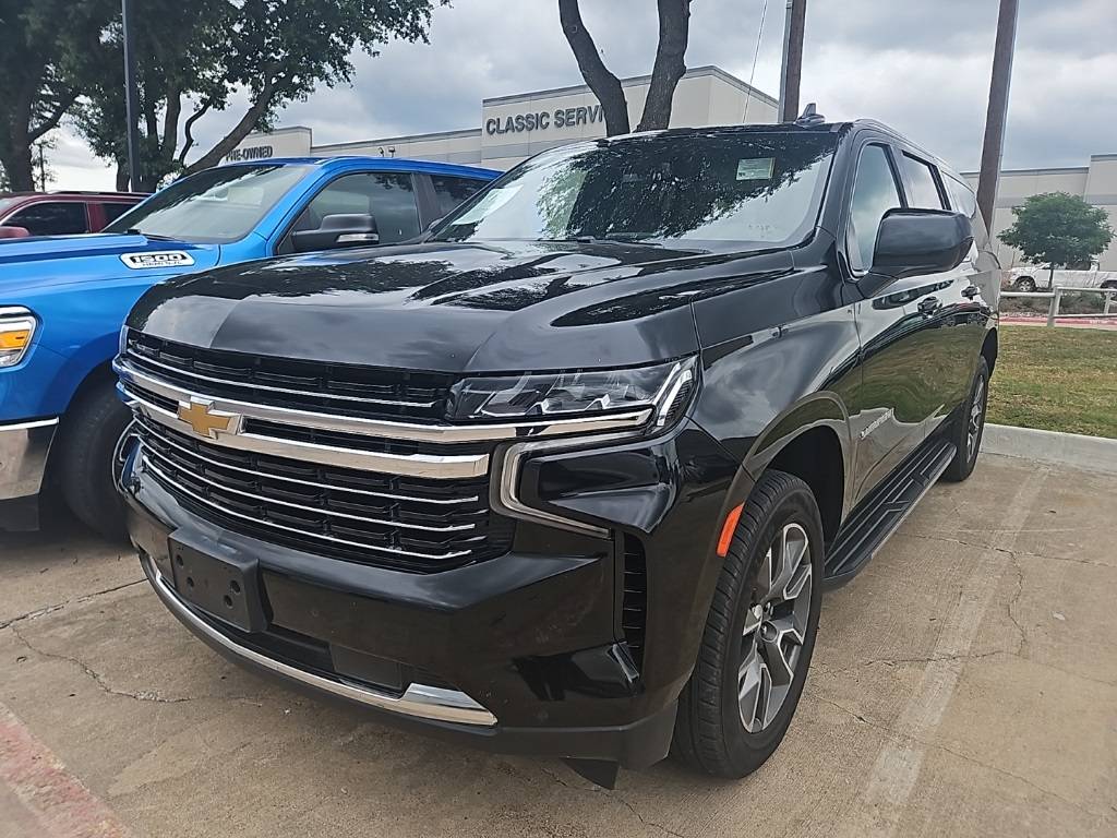 2022 Chevrolet Suburban LT — SUV — 95,500 mi — Arlington, TX