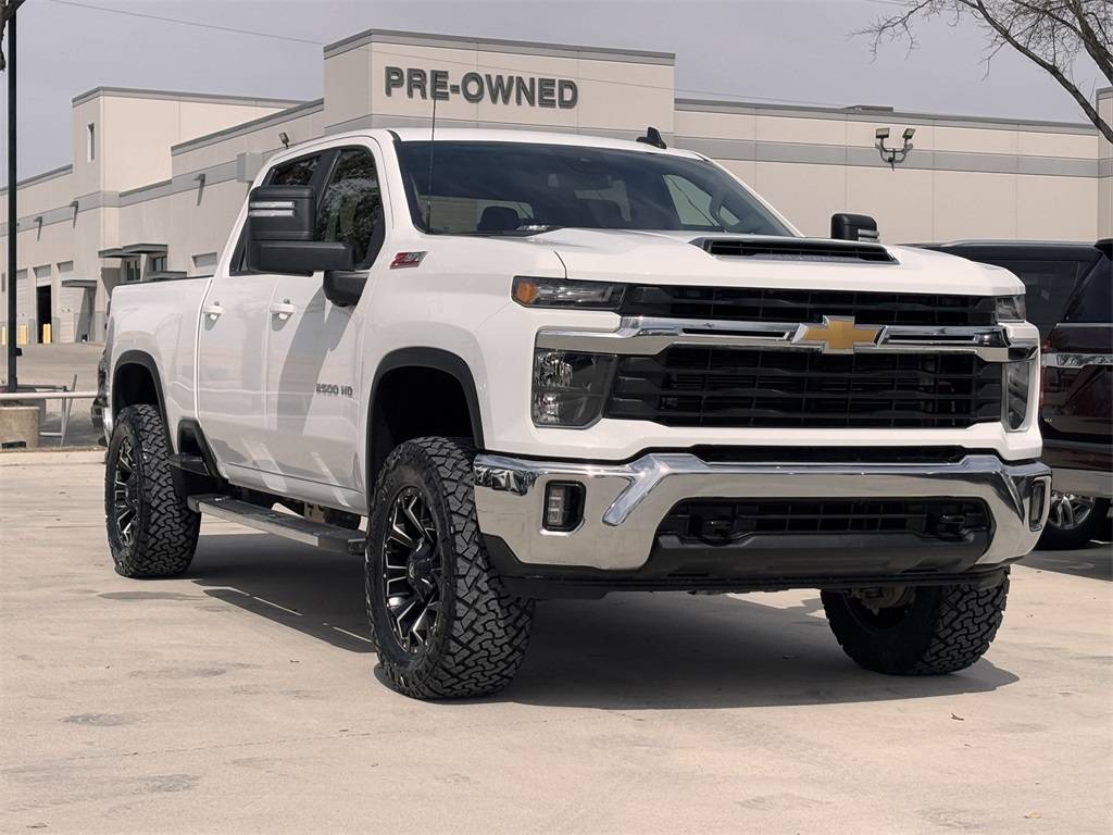 2024 Chevrolet Silverado 2500HD LT — Pickup Truck — 41,440 mi — Arlington, TX