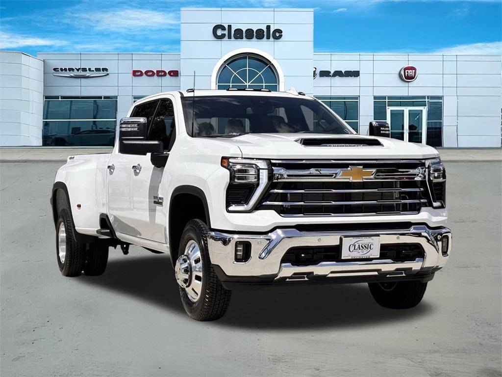 2025 Chevrolet Silverado 3500HD LTZ — Pickup Truck — 108 mi — Arlington, TX