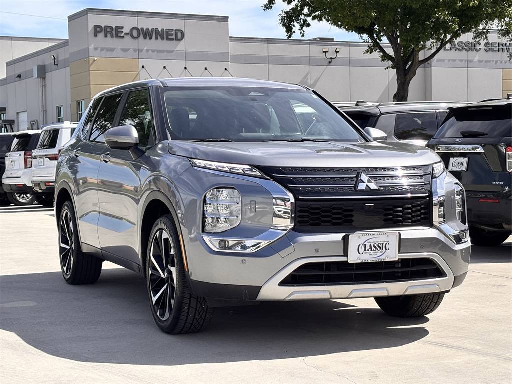 2023 Mitsubishi Outlander SE Special Edition — SUV — 51,093 mi — Arlington, TX