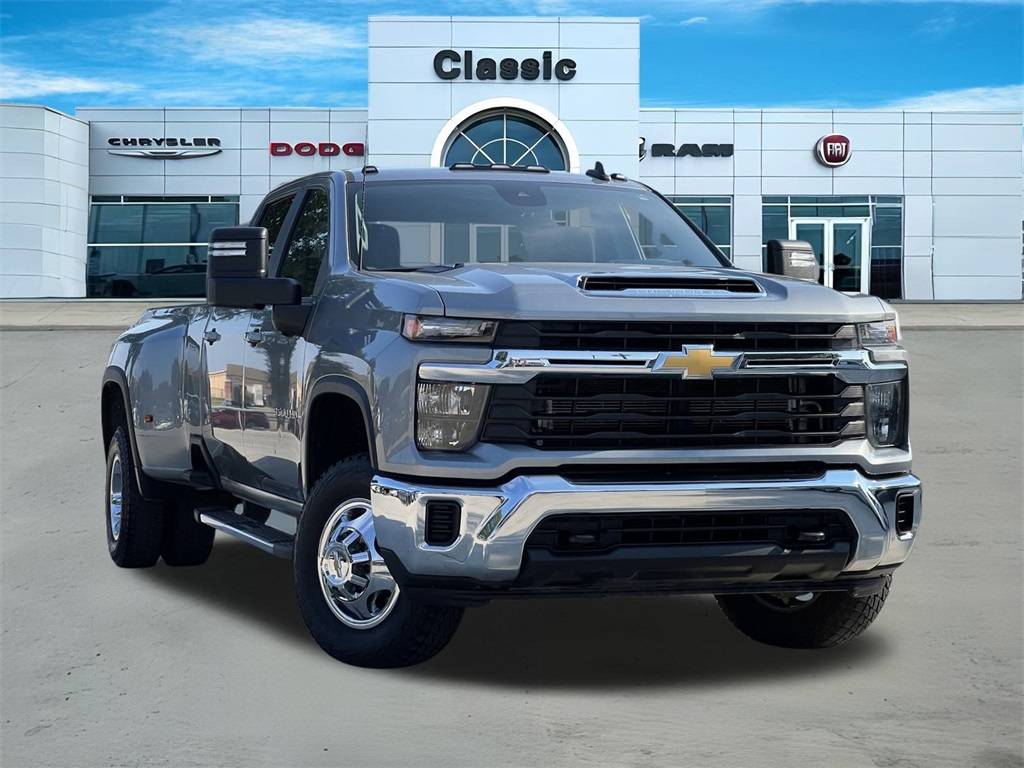 2024 Chevrolet Silverado 3500HD LT — Pickup Truck — 42,889 mi — Arlington, TX