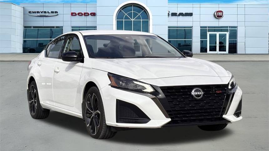 2023 Nissan Altima SR — Sedan — 48,956 mi — Arlington, TX