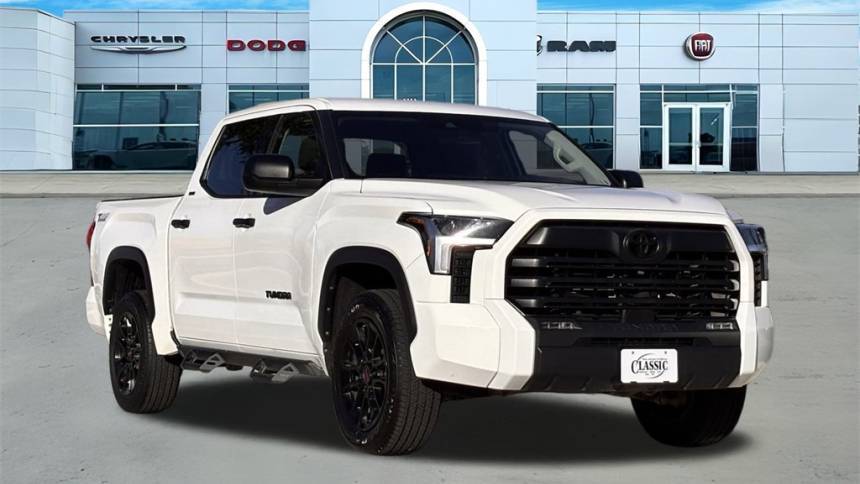 2023 Toyota Tundra SR5 — Pickup Truck — 39,190 mi — Arlington, TX