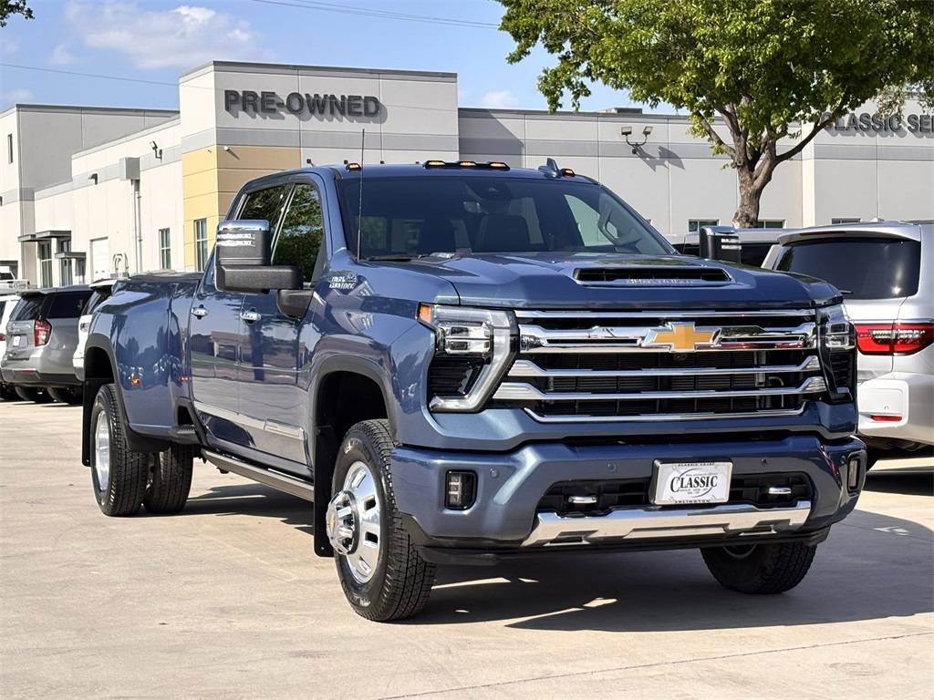 2024 Chevrolet Silverado 3500HD High Country — Pickup Truck — 17,556 mi — Arlington, TX
