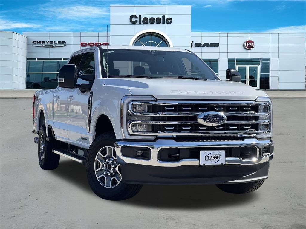 2025 Ford Super Duty F-250 LARIAT — Pickup Truck — 6,556 mi — Arlington, TX