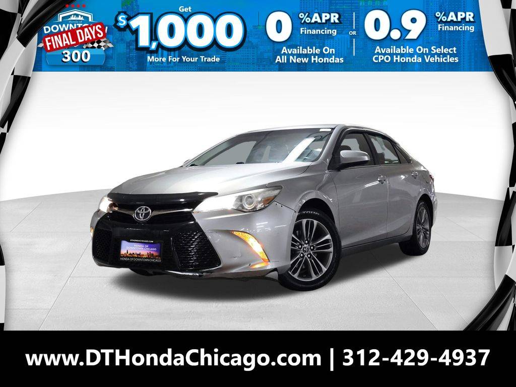 2016 Toyota Camry XLE — Sedan — 115,742 mi — Chicago, IL