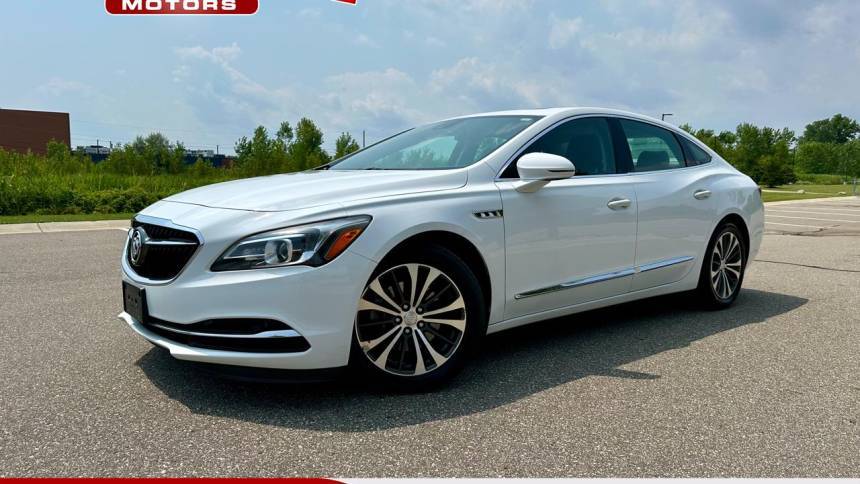 2017 Buick LaCrosse Premium — Sedan — 106,137 mi — Chesterfield, MI