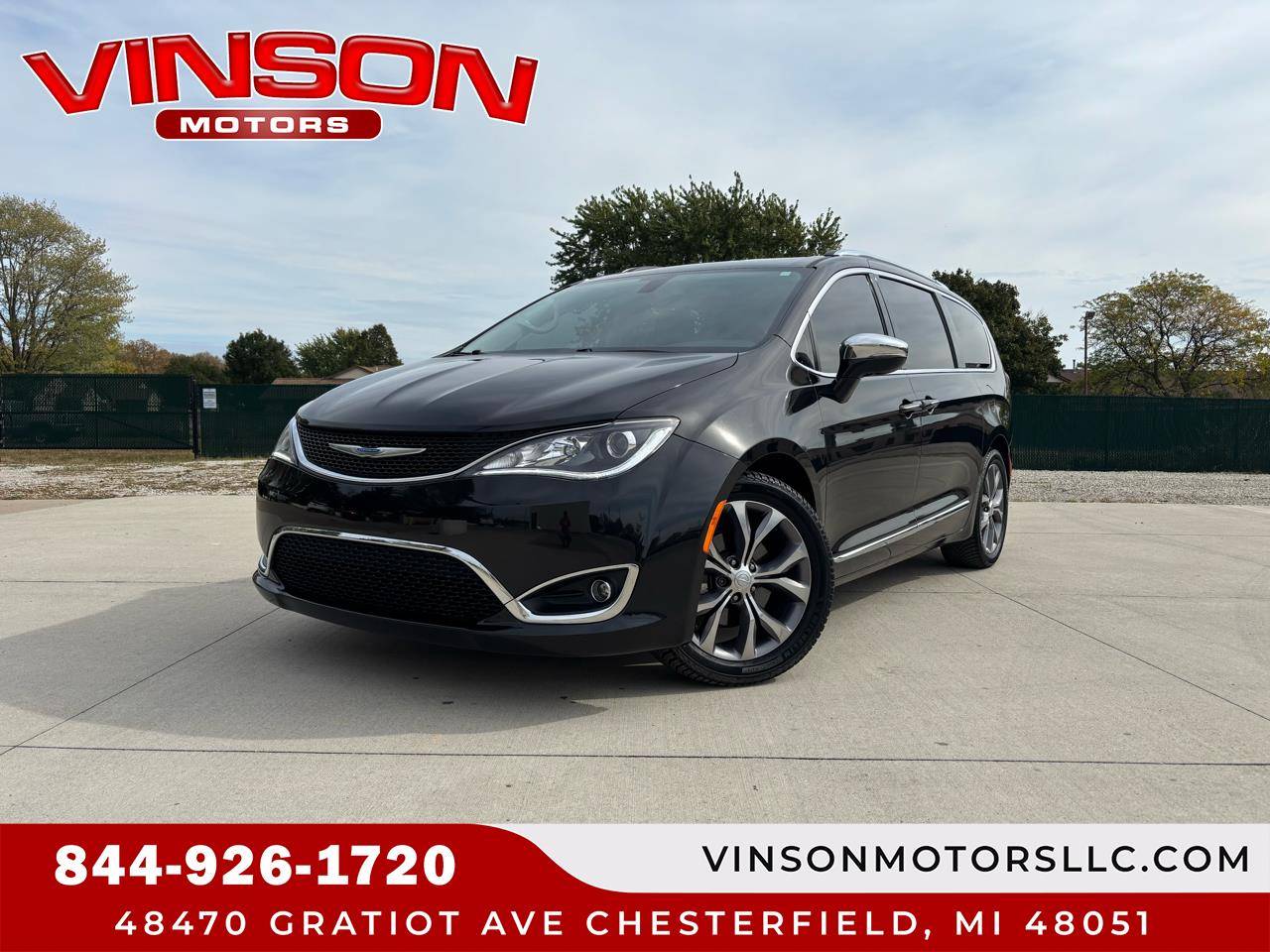 2018 Chrysler Pacifica Limited — Minivan — 51,496 mi — Chesterfield, MI